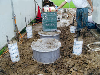 4.土を埋め戻します